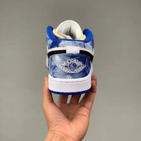 Air Jordan 1 blue and white porcelain black hook size: 10 - Picture 5 of 9